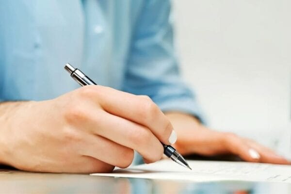 bài viết về đai nịt bụng latex